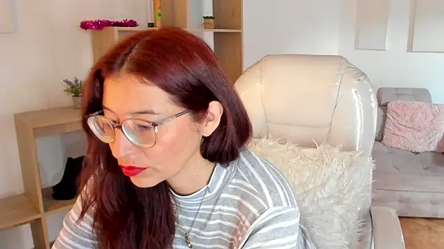 Snapshot of Antonnella_3 chatting on 22, 10, 2025 Antonnella 3 online show from 22, 10, 2025