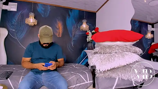 MichaelBear  online show from 28, 2, 2026