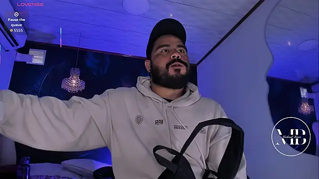 MichaelBear  online show from 5, 11, 2025