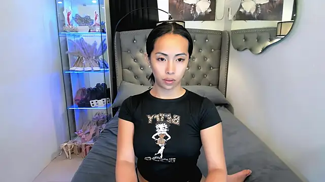 reighnempress online show from 27, 3, 2026