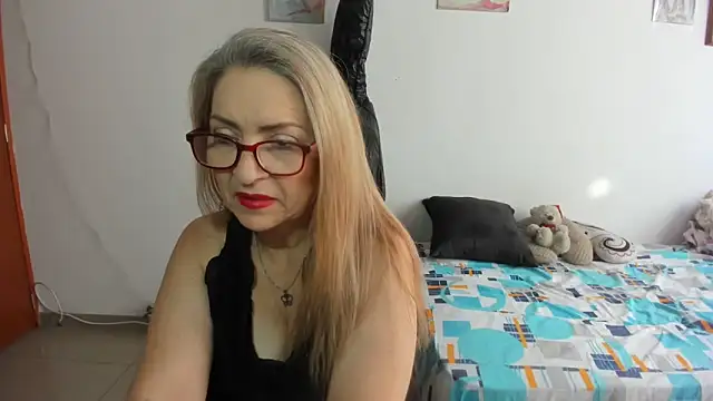 Snapshot of D-yanamilf chatting on 21, 9, 2025 D-yanamilf online show from 21, 9, 2025
