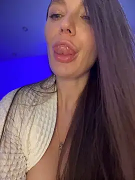 Snapshot of Emma_Catt chatting on 27, 12, 2024 Emma Catt online show from 27, 12, 2024