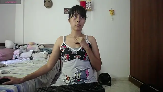 Moon lunita online show from 9, 2, 2026