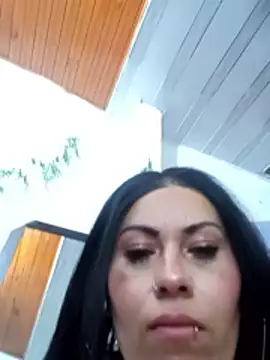 Tania mature online show from 21, 4, 2026