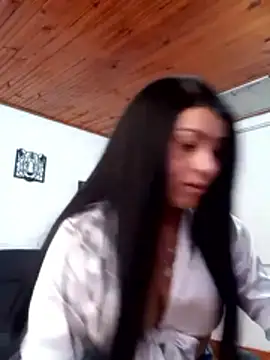 Snapshot of Tania_mature chatting on 20, 10, 2025 Tania mature online show from 20, 10, 2025