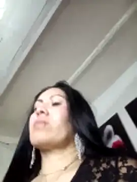 Tania mature online show from 1, 4, 2026