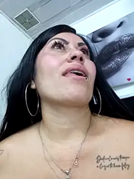 Tania mature online show from 13, 3, 2026