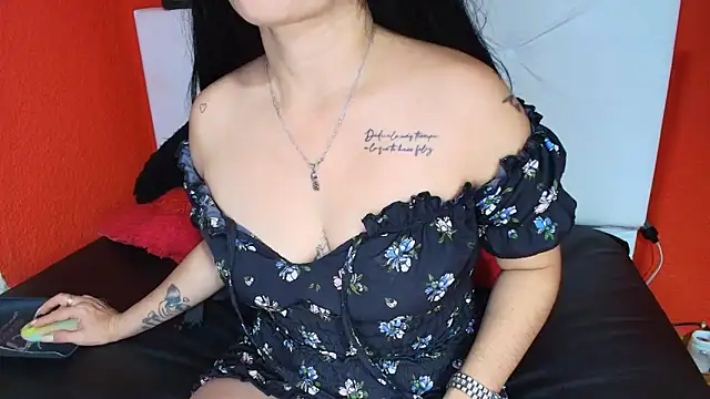 Snapshot of Tania_mature chatting on 7, 11, 2025 Tania mature online show from 7, 11, 2025