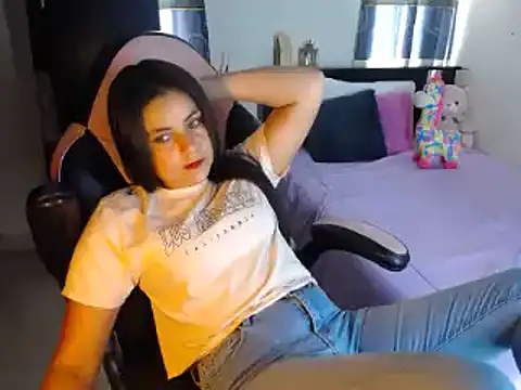 Snapshot of violeta_campbell chatting on 21, 2, 2025 violeta campbell online show from 21, 2, 2025