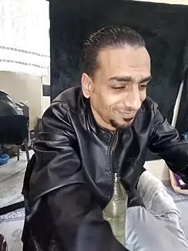 Snapshot of highguy chatting on 11, 1, 2025 highguy online show from 11, 1, 2025