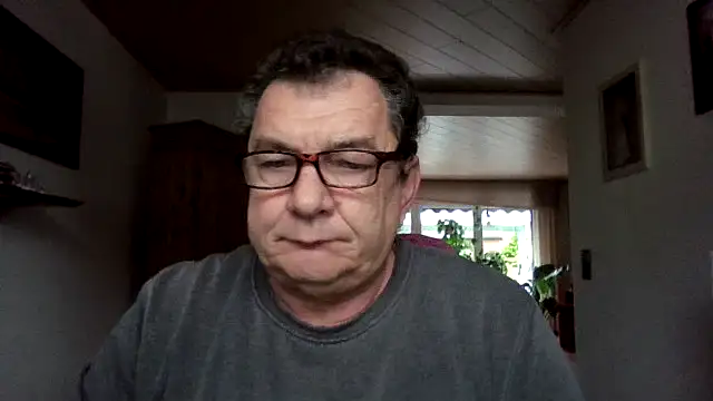 Nobbie444 online show from 17, 11, 2025