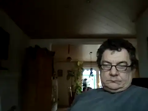 Nobbie444 online show from 19, 12, 2025