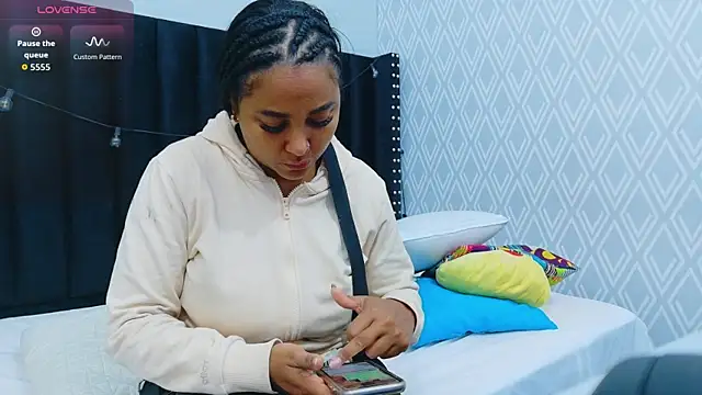 colombiamommy online show from 24, 10, 2025