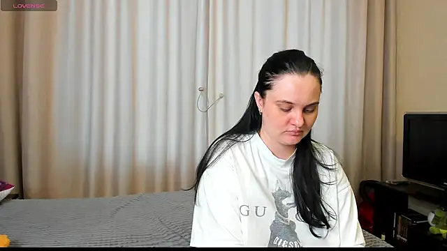 AlanaBrox online show from 26, 6, 2026