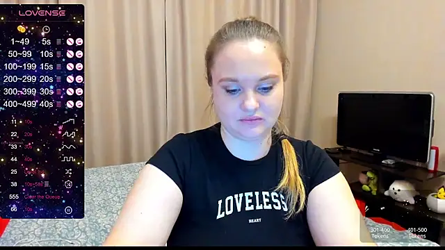 Snapshot of AlanaBrox chatting on 3, 12, 2024 AlanaBrox online show from 3, 12, 2024