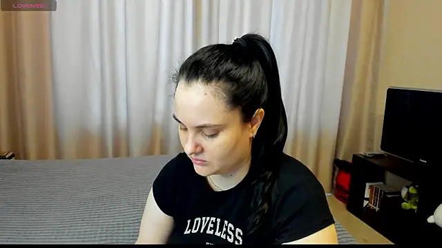 AlanaBrox online show from 8, 3, 2026