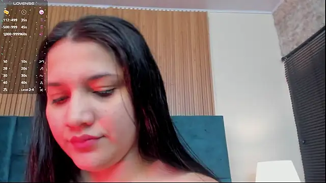 Kareena chopra online show from 4, 6, 2026