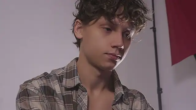 Snapshot of Nicky_neal chatting on 20, 9, 2025 Nicky neal online show from 20, 9, 2025