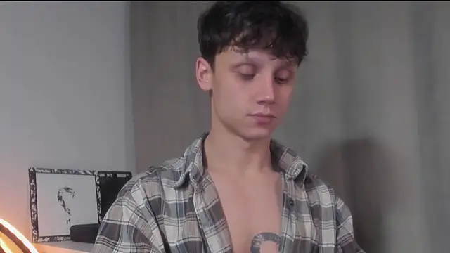 Snapshot of Nicky_neal chatting on 4, 12, 2024 Nicky neal online show from 4, 12, 2024