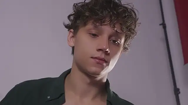 Snapshot of Nicky_neal chatting on 17, 9, 2025 Nicky neal online show from 17, 9, 2025