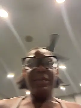 TilaTotti online show from 9, 4, 2026