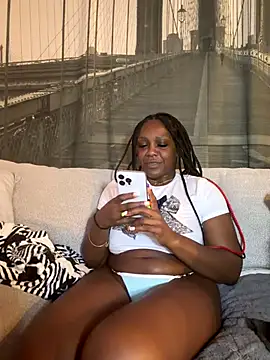 TilaTotti online show from 16, 10, 2025