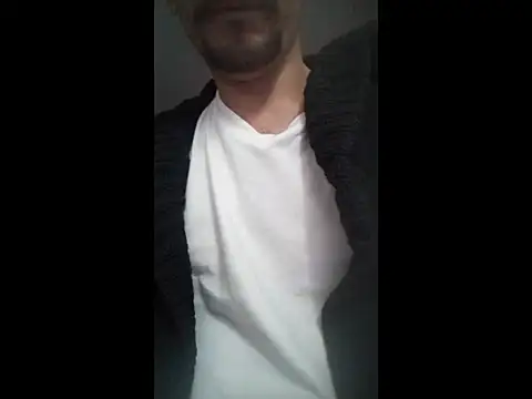 Snapshot of ALBEIROFOOTBALL1992 chatting on 9, 11, 2025 ALBEIROFOOTBALL1992 online show from 9, 11, 2025