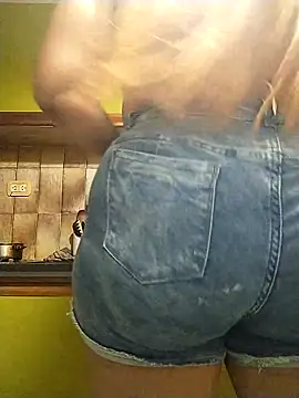 sasha hot98 online show from 17, 3, 2026