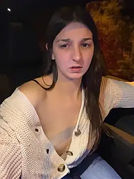 DoriDeluxe66 online show from 7, 3, 2025