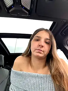 DoriDeluxe66 online show from 8, 11, 2025