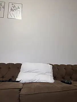 StupidNaturalPhatBooty  online show from 10, 1, 2026