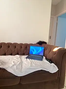 StupidNaturalPhatBooty  online show from 1, 4, 2026