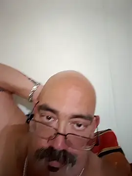 Smalldick805 online show from 3, 8, 2026