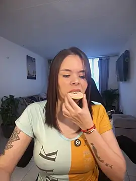 Snapshot of carolina16love chatting on 1, 11, 2025 carolina16love online show from 1, 11, 2025