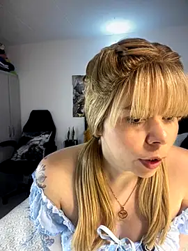 Snapshot of carolina16love chatting on 21, 11, 2025 carolina16love online show from 21, 11, 2025