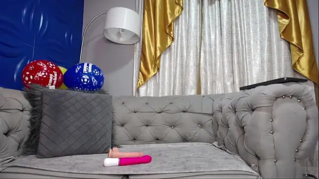 JolieDuvalle online show from 13, 6, 2026