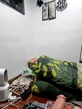 HotsexyNaughtysweetbaby online show from 6, 4, 2026