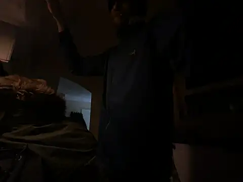 CuzzyB69 online show from 11, 1, 2025