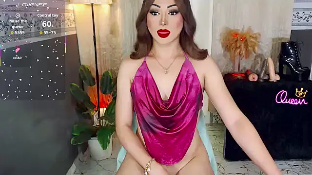 Snapshot of SeductiveAsianTs chatting on 4, 5, 2026 SeductiveAsianTs online show from 4, 5, 2026