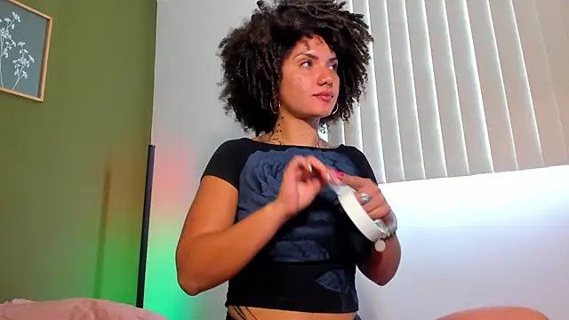 karlye 5 online show from 21, 4, 2026