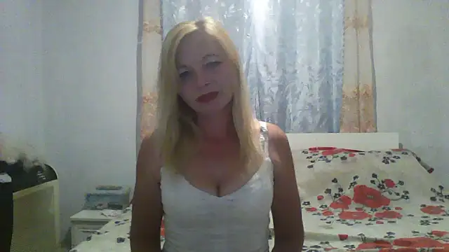 Snapshot of Lola_115 chatting on 8, 7, 2026 Lola 115 online show from 8, 7, 2026