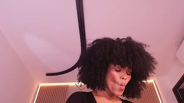 naia blessed online show from 27, 2, 2026