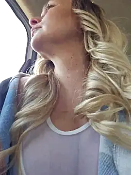 Bondgirl 013 online show from 23, 11, 2025