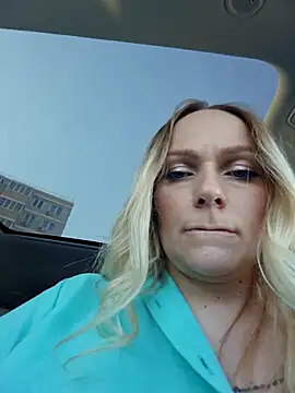 Bondgirl 013 online show from 17, 10, 2025