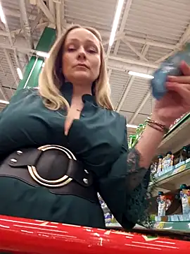 Bondgirl 013 online show from 21, 2, 2026