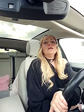 Bondgirl 013 online show from 23, 10, 2025