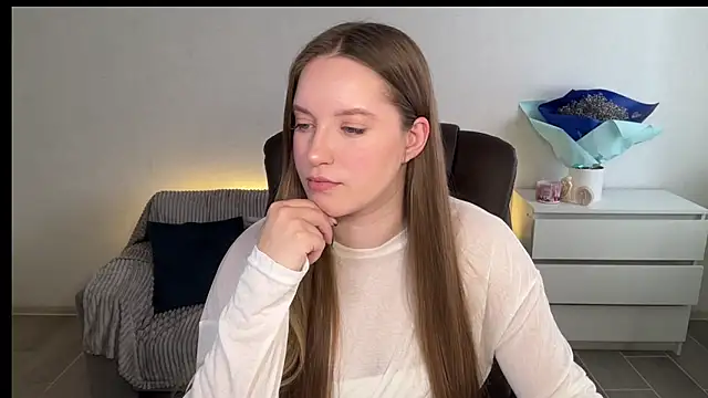 EvaMaddison online show from 22, 3, 2026