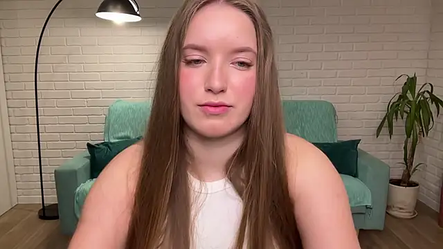 EvaMaddison online show from 29, 10, 2025