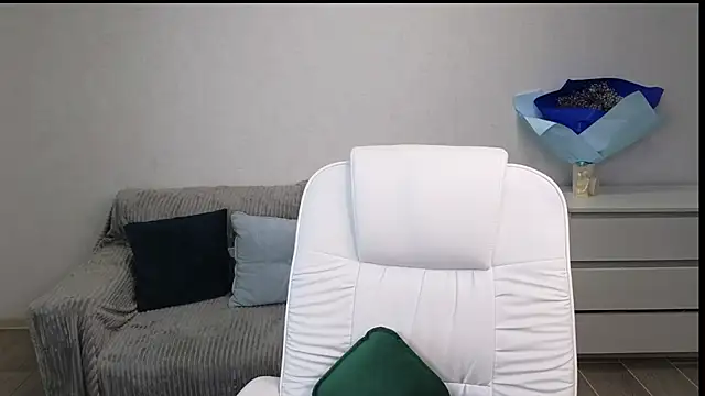 EvaMaddison online show from 29, 1, 2025