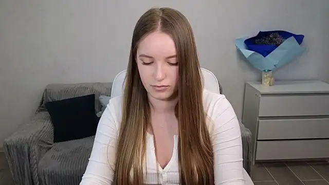 EvaMaddison online show from 27, 1, 2025